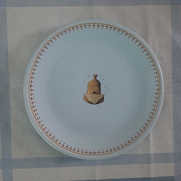 America Retold Beehive Collection 4 Plate set - Picture 3 of 8